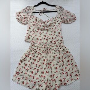 Abercrombie and Fitch Cherry Set Size Small